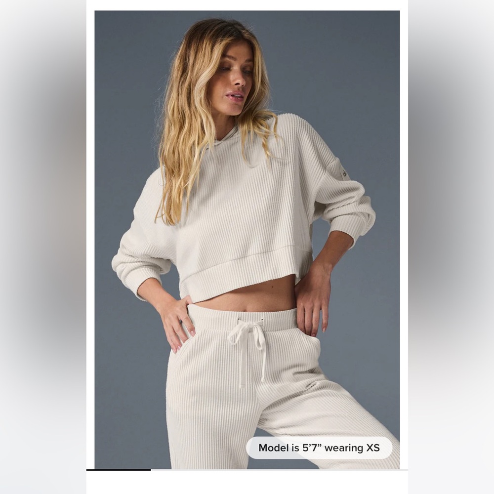 Alo Muse sweatshirt